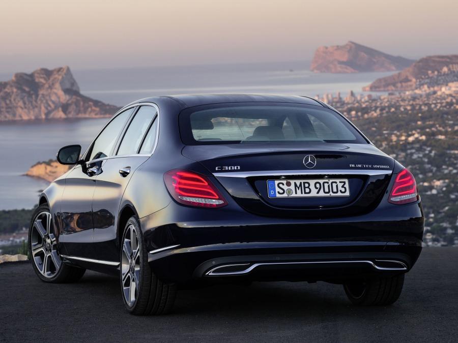  Mercedes-Benz C300 BlueTec Hybrid Exclusive Line 2014 года  (фото 13 из 30)